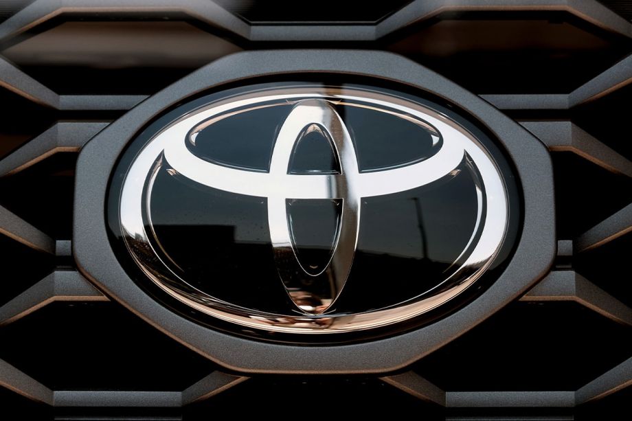 Toyota створює повністю безпілотний роботизований автомобіль