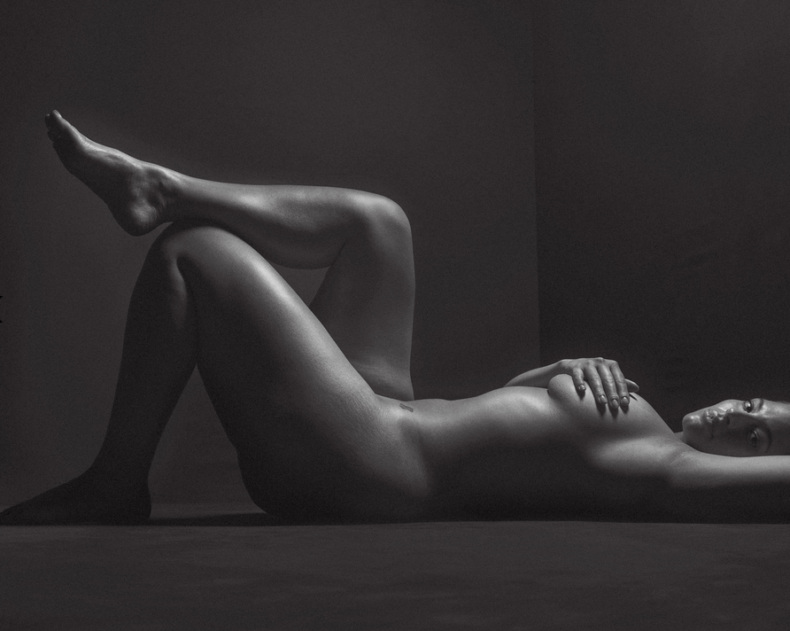 Plus-size модель Эшли Грэм для V Magazine
