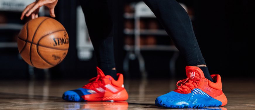 adidas и Marvel представили кроссовки, вдохновленные образом Человека-паука