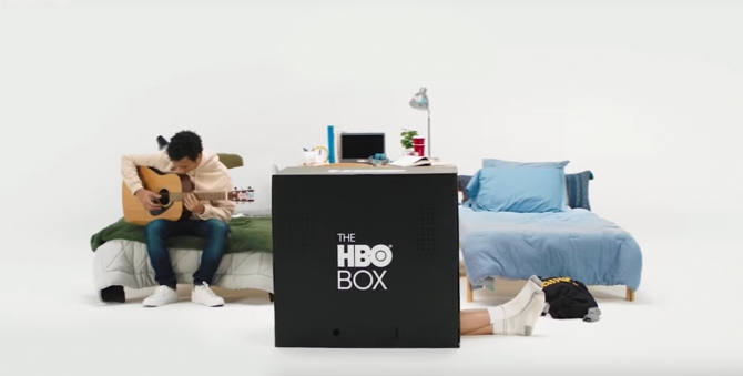 HBO выпустили черную коробку (чтобы смотреть сериалы наедине)