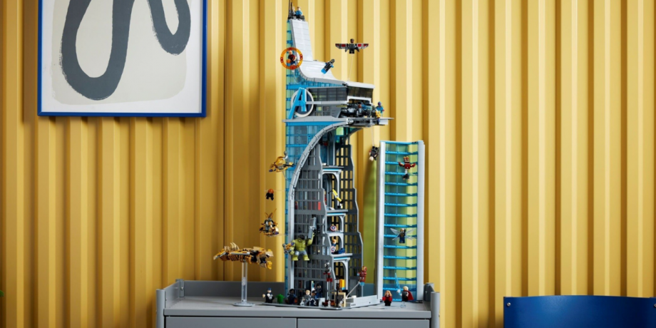 LEGO показала набір по всесвіту Marvel - «Вежу Месників»
