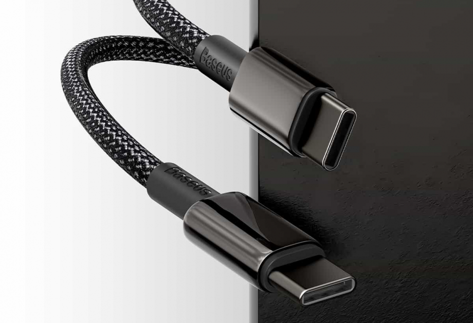 USB-кабель - невеликий, але критично важливий аксесуар для кожного смартфона